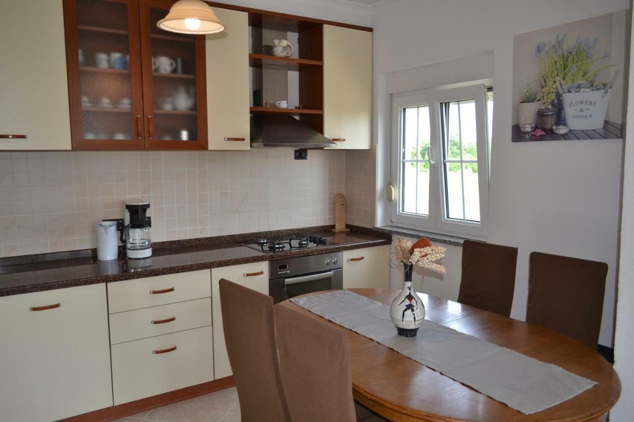 Apartman Ika Umag Ngoại thất bức ảnh